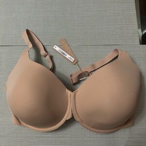 NWT Skims fits everybody t-shirt bra 40DD Clay